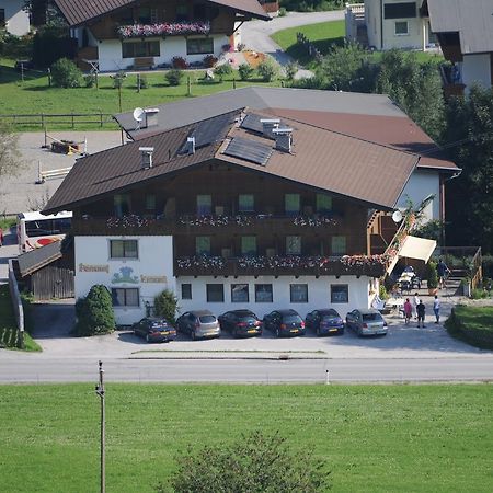 Pension Enzian Niederau Buitenkant foto